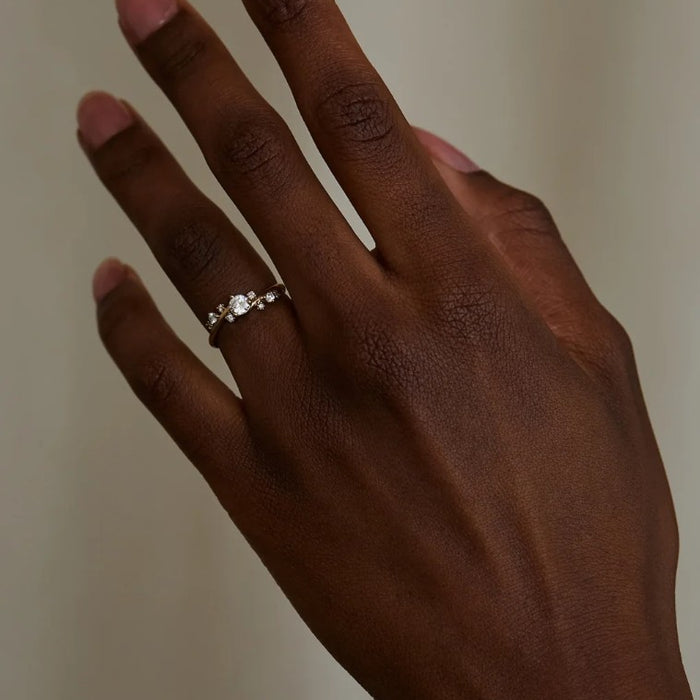 Organic Crossover Diamond Ring