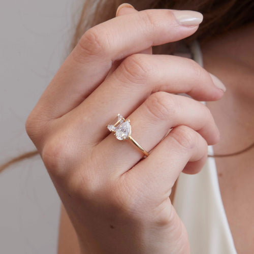 Toi et Moi Engagement Ring Setting Image 2