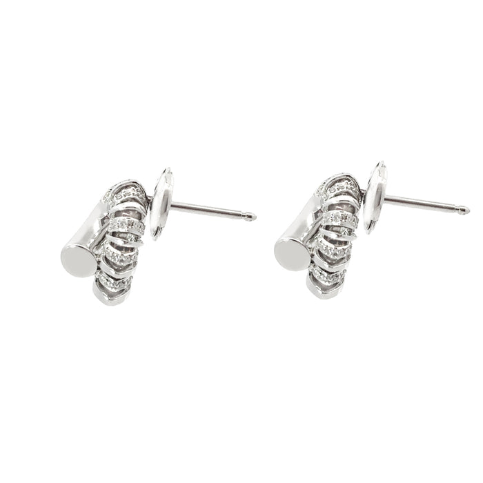 Oera Ribbed Diamond Stud Earrings