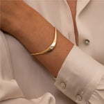ZAHA Diamond Hinged Snap Cuff