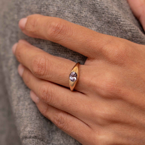 Lavender Sapphire Lyra Signet Ring Image 2