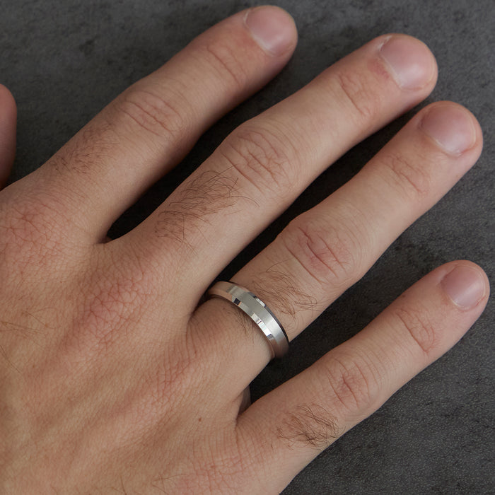 5mm Beveled Edge Wedding Band
