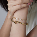 7" Oera Hinged Bangle