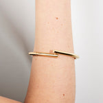 7" Oera Hinged Bangle