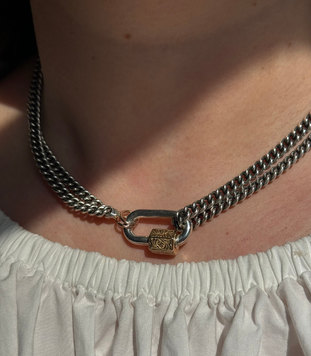 Embossed Chubby Medium Lock