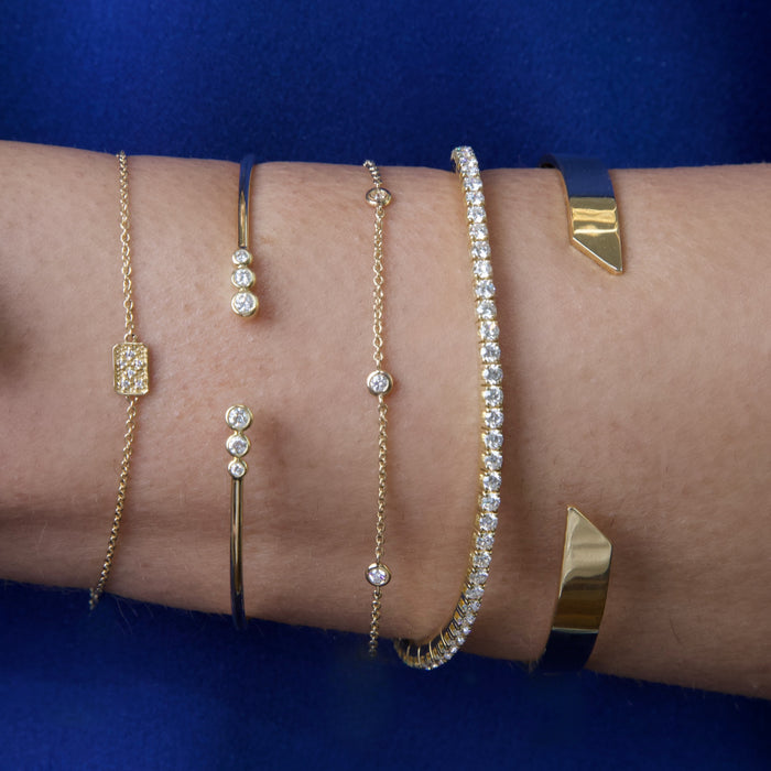 Pavé Diamond Disc Bracelet